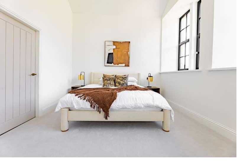 Warehouse loft photo 2
